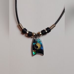 Yin and Yang Bodyboard Necklace w Leather Cord - Paua Shell, Hawaiian
